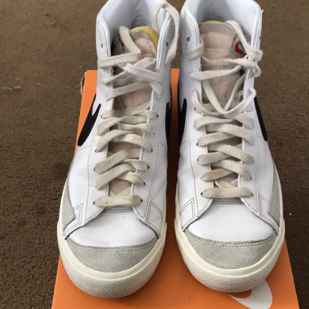 Mens Blazer Mid ‘77